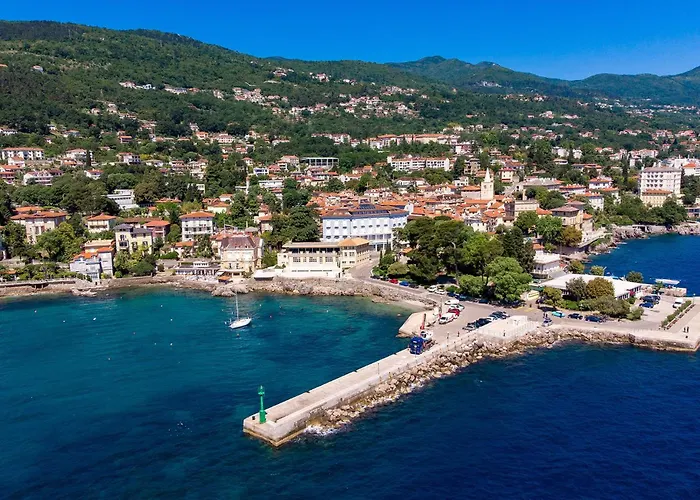 Appartamento 2 Bedroom Beautiful In Laurana