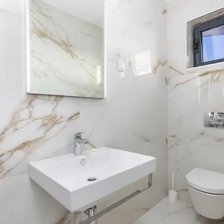 2 Bedroom Beautiful In Apartmán